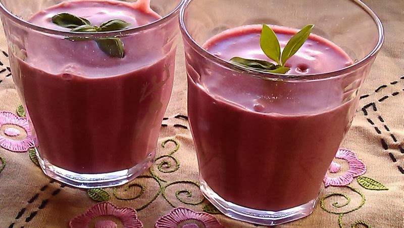 Jordbær-hyldeblomst smoothie!