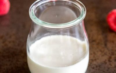 Mandelmælk panne cotta med mandelmakroner!