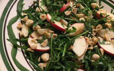 Rucola-æble salat