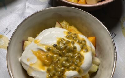 Frugtsalat med vanilje-passionscreme!