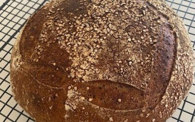 Surdejsbrød med udblødt quinoa og purpurhvede!