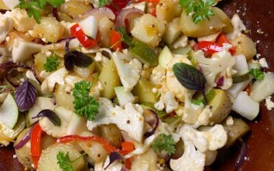 Kartoffelsalat med rå, kogte og stegte elementer!